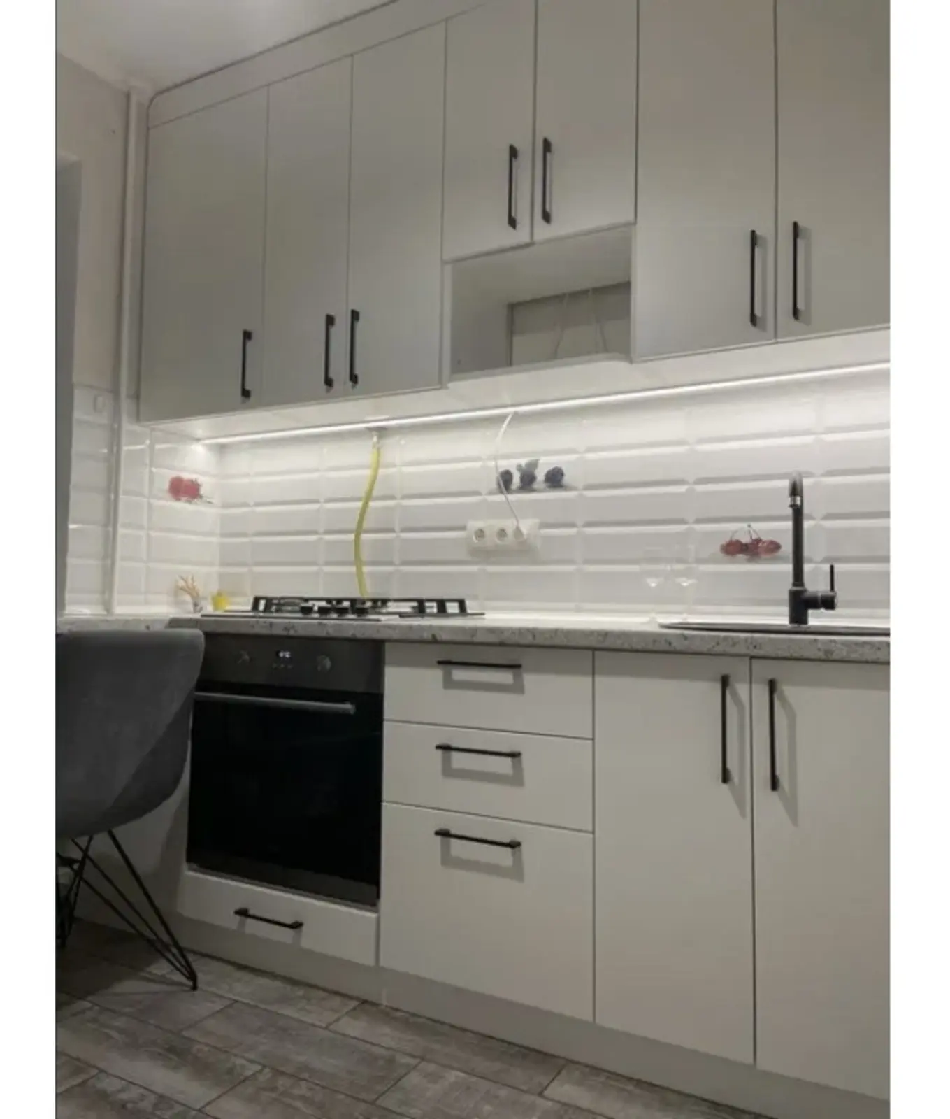 Фото Продаю 1-комнатную квартиру, 33 кв. м, Метростроевская ул. 5 Киев, цена: 46000 $, код 3443