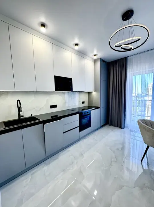 Фото Продаю 1 кімнатну квартиру, 42 кв. м, Краснова вул.  Одеса, ціна: 68500 $, код 3452