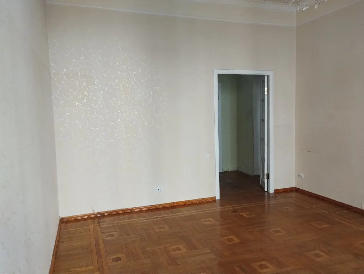 Фото Selling a 2-room apartment, 84 sq.m., Mala Zhytomyrska Street 7 Kyiv, price: 205000 $, code 3454