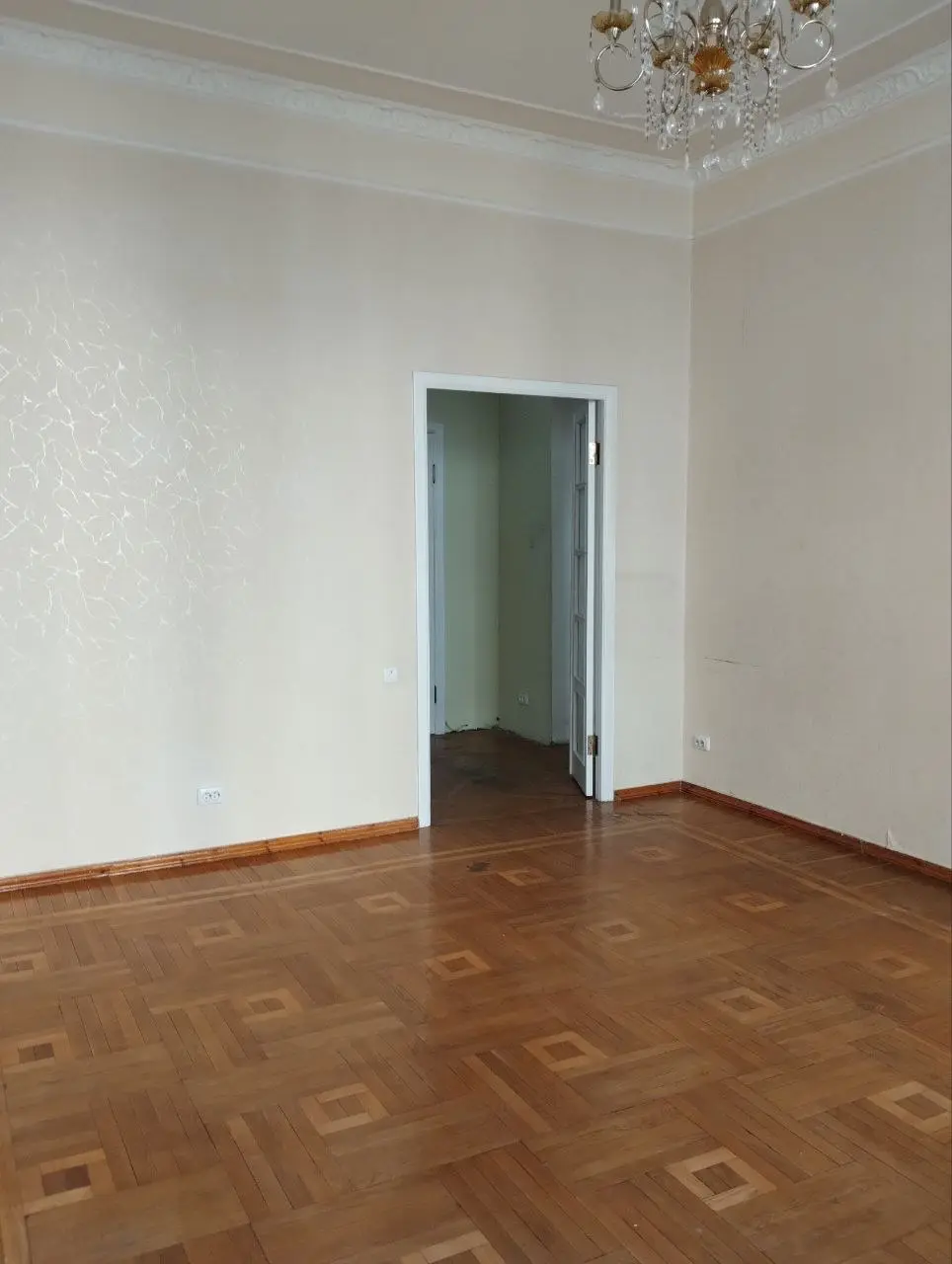 Фото Selling a 2-room apartment, 84 sq.m., Mala Zhytomyrska Street 7 Kyiv, price: 205000 $, code 3454