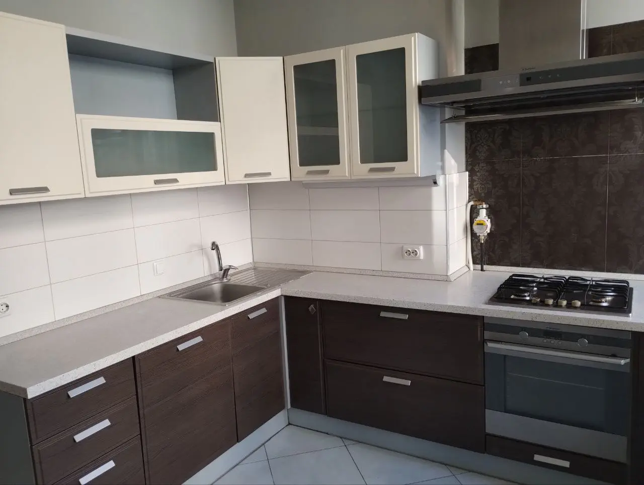 Фото Selling a 2-room apartment, 84 sq.m., Mala Zhytomyrska Street 7 Kyiv, price: 205000 $, code 3454