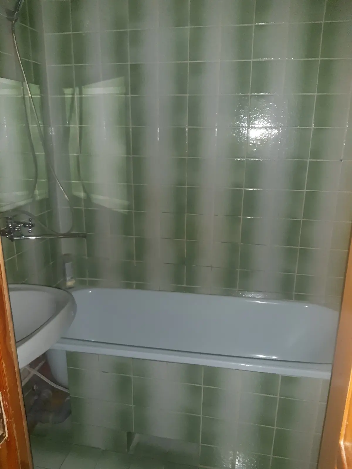 Фото Зняти 2 кімнатну квартиру, Ревуцького вул. 44 Київ в довгострокову оренду, ціна: 11900 UAH, код 3455