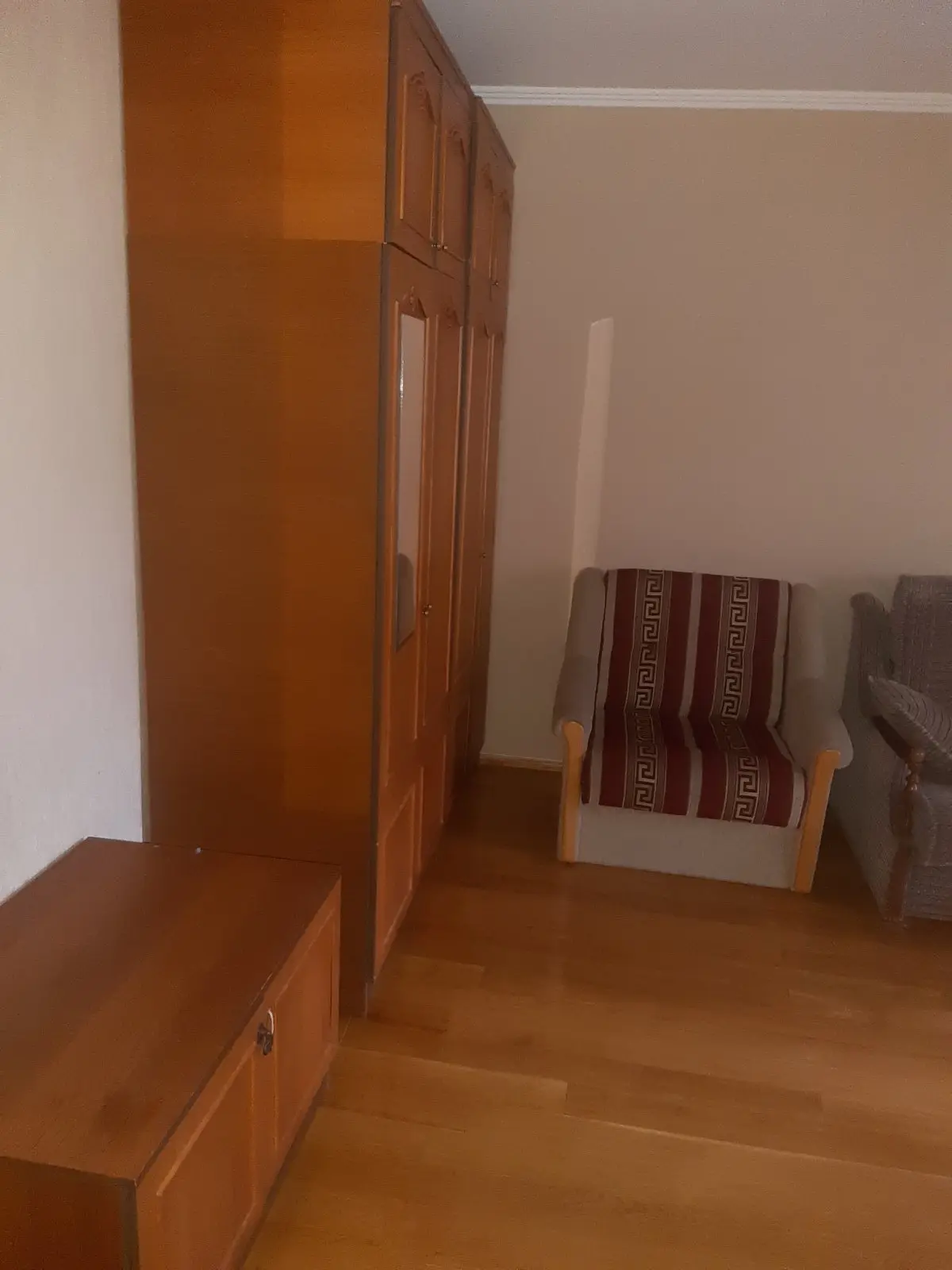 Фото Зняти 2 кімнатну квартиру, Ревуцького вул. 44 Київ в довгострокову оренду, ціна: 11900 UAH, код 3455