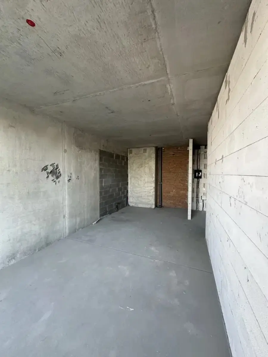 Фото Продаю 1 кімнатну квартиру, 45 кв. м, Причальна вул.  Київ, ціна: 72000 $, код 3458