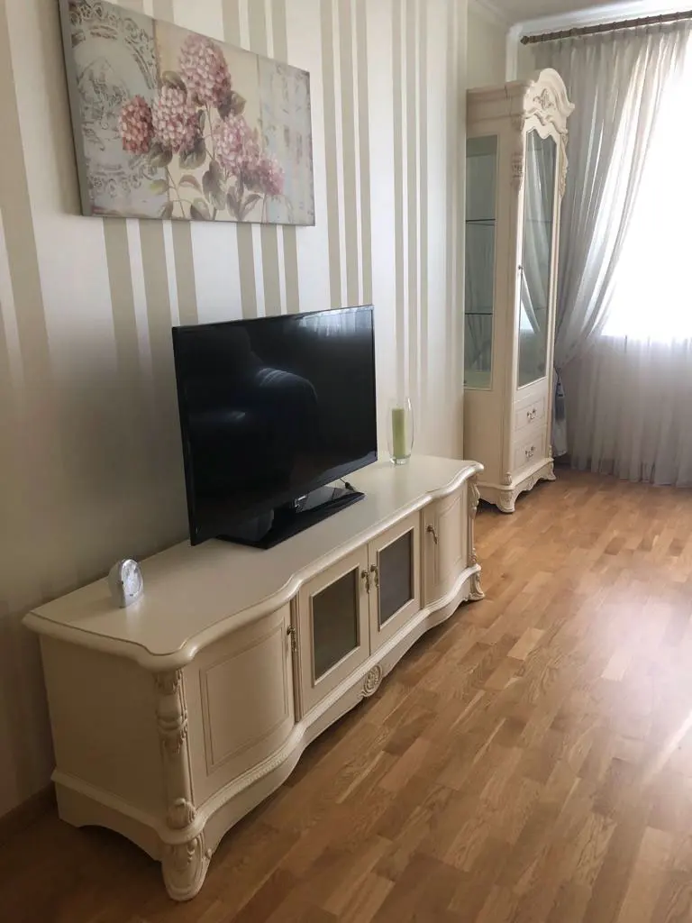 Фото Зняти 2 кімнатну квартиру, Велика Китаївська вул. 59 Київ в довгострокову оренду, ціна: 23500 UAH, код 3462