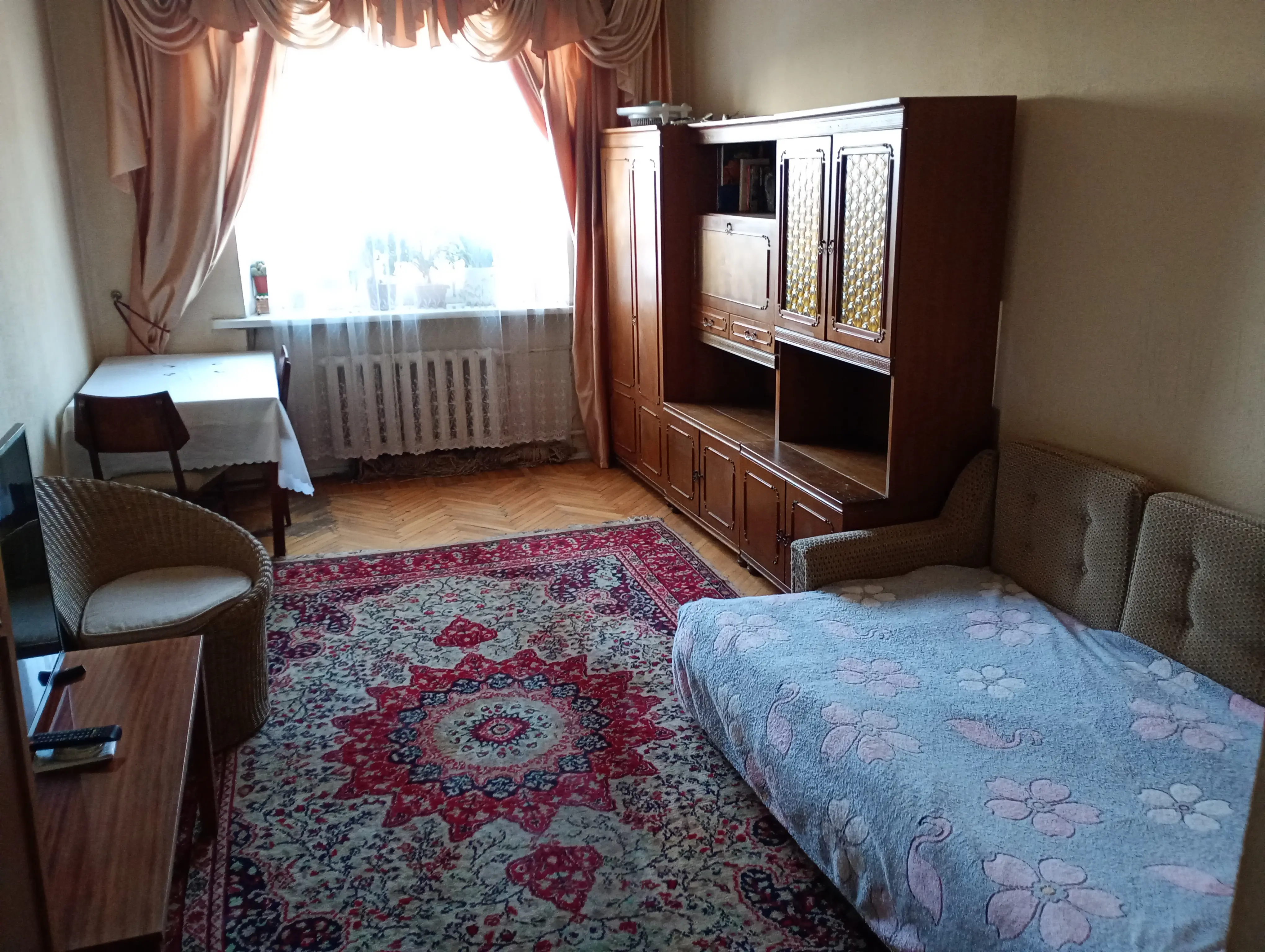 Фото Rent a 2-room apartment, Povitroflotskyi Avenue 45 Kyiv for long-term rent, price: 15000 UAH, code 3468