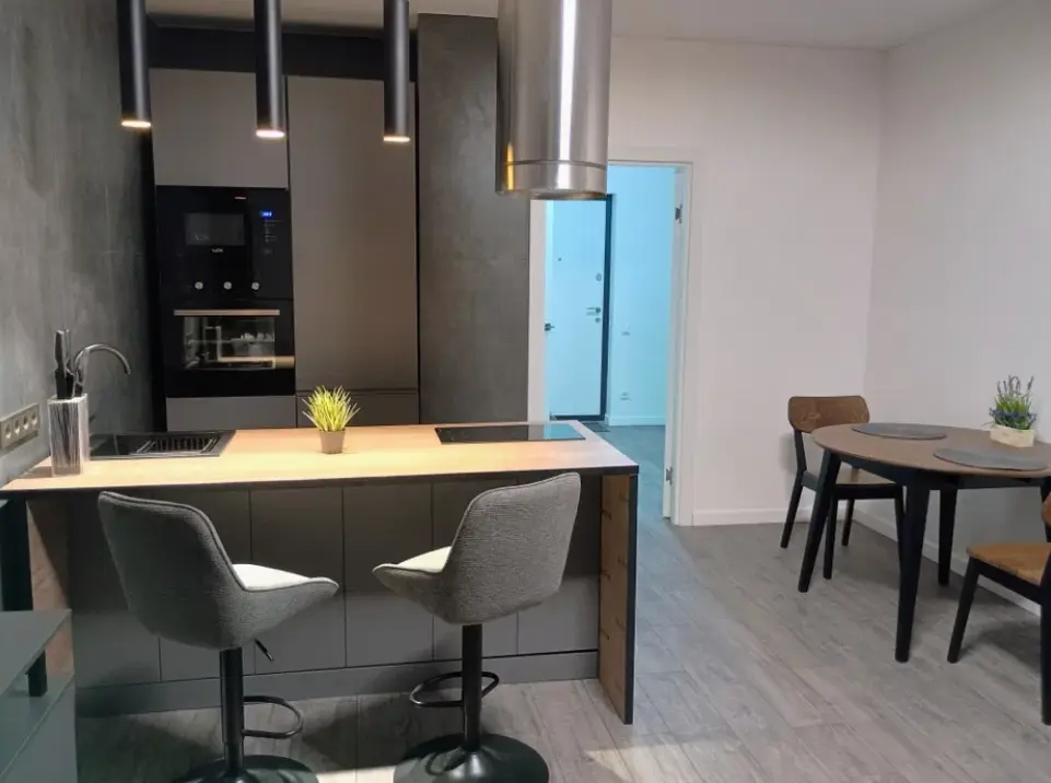 Фото Продаю 1 кімнатну квартиру, 38 кв. м, Шевченка просп.  Одеса, ціна: 72 $, код 3480