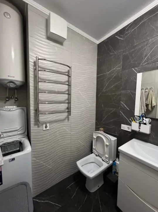 Фото Selling a 1-room apartment, 47 sq.m., Zhabotynskoho Street  Odesa, price: 65000 $, code 3481