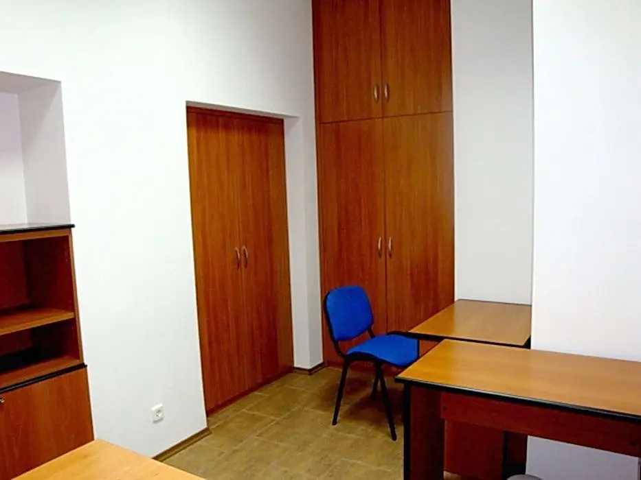 Фото Орендувати офіс, Межигірська вул. 22 Київ в довгострокову оренду, ціна: 19500 UAH, код 3490