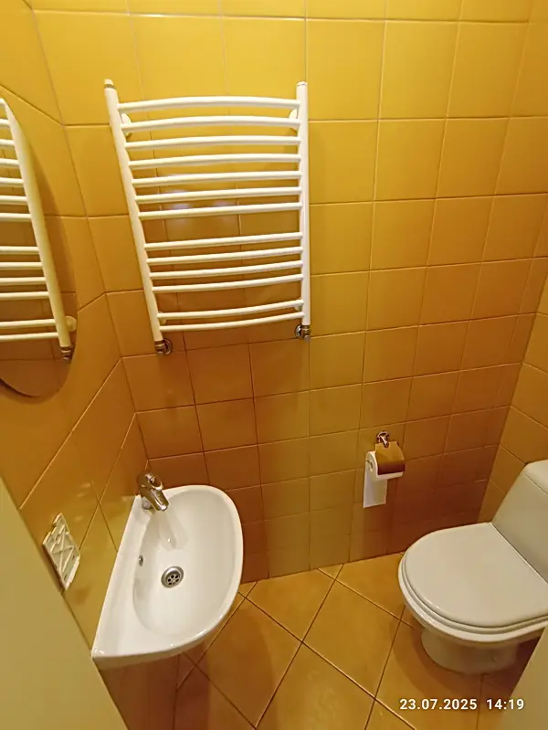 Фото Орендувати офіс, Антоновича вул. (Горького) 32 Київ в довгострокову оренду, ціна: 28000 UAH, код 3491