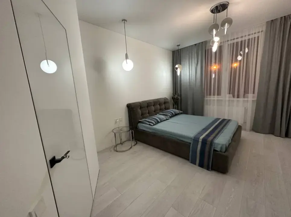 Фото Продаю 2 кімнатну квартиру, 77 кв. м, Люстдорфська дорога (Черноморская дорога)  Одеса, ціна: 125000 $, код 3498