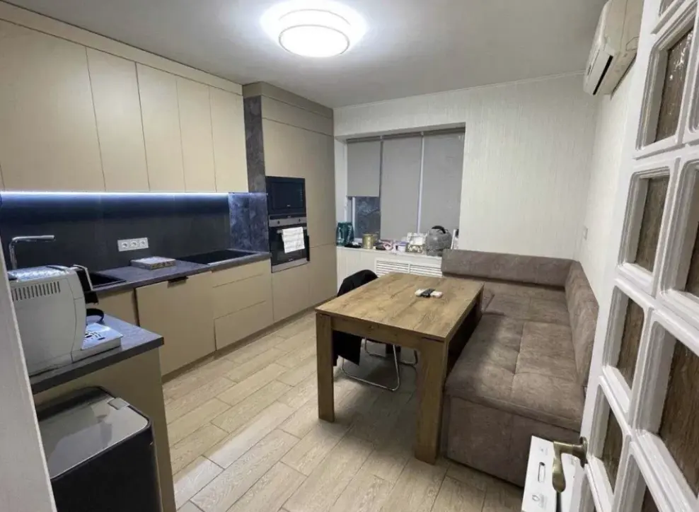 Фото Продаю 3 кімнатну квартиру, 85 кв. м, Академічна вул. (Піонерська)  Одеса, ціна: 80000 $, код 3499