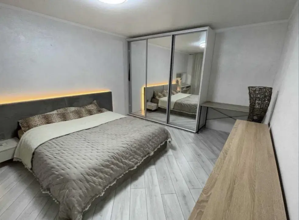 Фото Продаю 3 кімнатну квартиру, 85 кв. м, Академічна вул. (Піонерська)  Одеса, ціна: 80000 $, код 3499