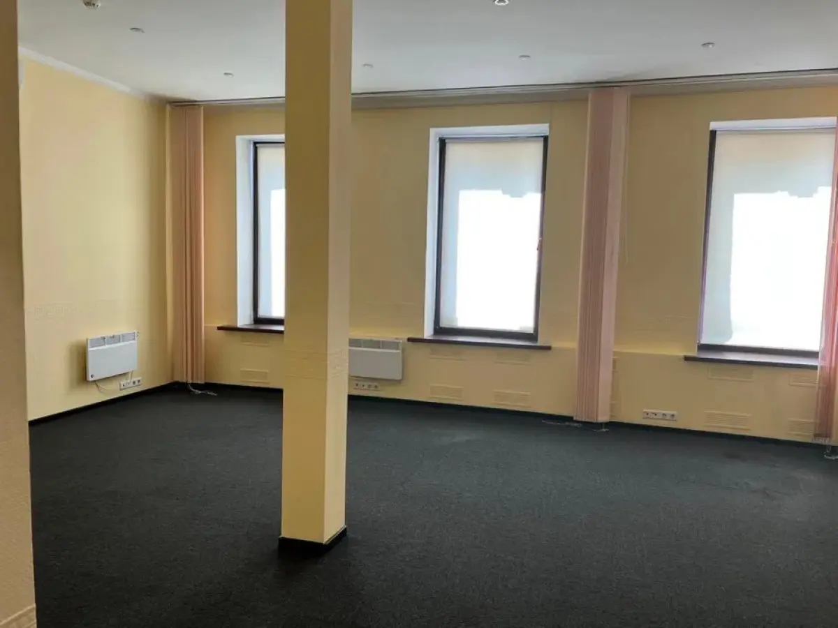 Фото Орендувати офіс, Антоновича вул. (Горького) 7 Київ в довгострокову оренду, ціна: 180000 UAH, код 3502