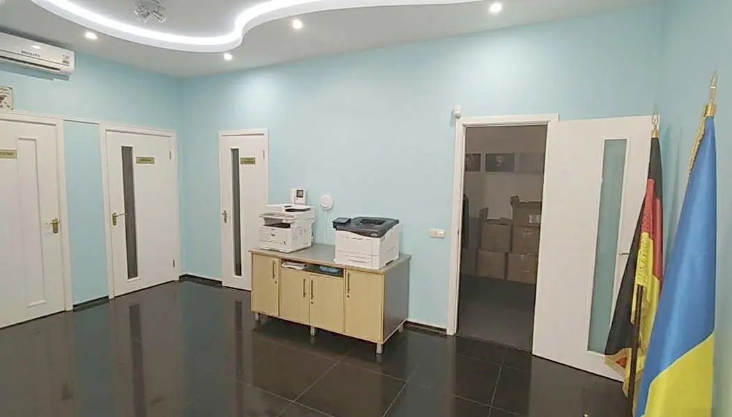 Фото Rent an office, Antonovycha Street (Horkoho Street) 72 Kyiv for long-term rent, price: 1500 $, code 3504