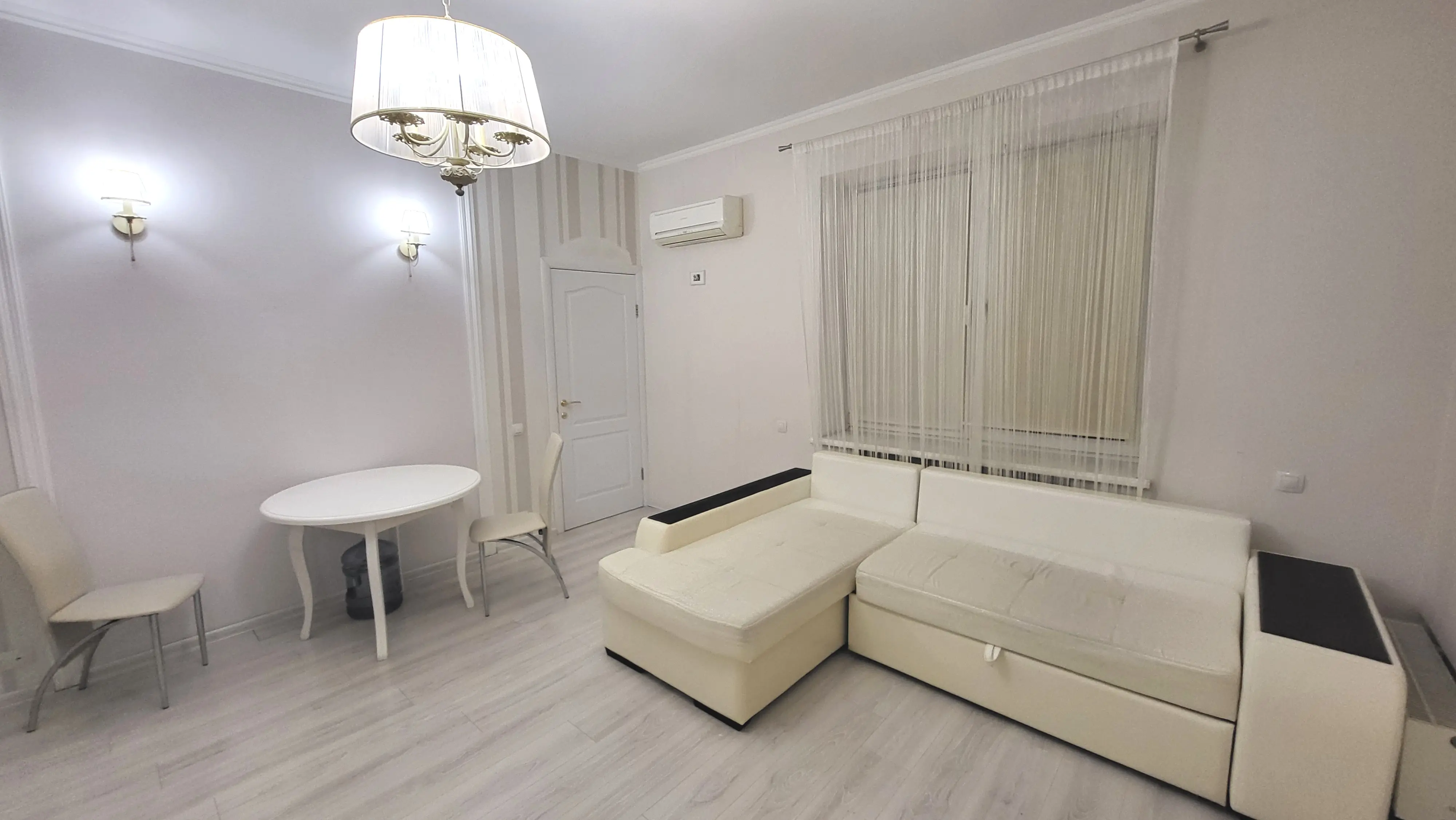 Фото Снять 2-комнатную квартиру, Сечевых Стрельцов ул. (Артёма) 52А Киев в долгосрочную аренду, цена: 27000 UAH, код 3505