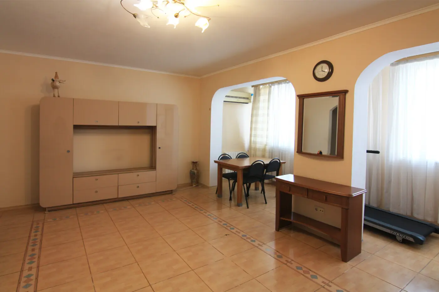 Фото Rent a 3-room apartment, Borysa Hmyri Street 3 Kyiv for long-term rent, price: 15000 грн, code 3511