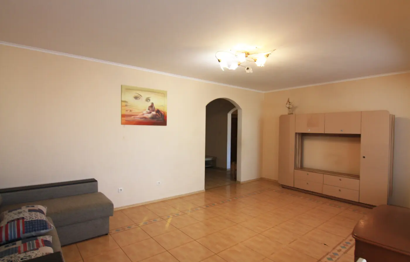 Фото Rent a 3-room apartment, Borysa Hmyri Street 3 Kyiv for long-term rent, price: 15000 грн, code 3511