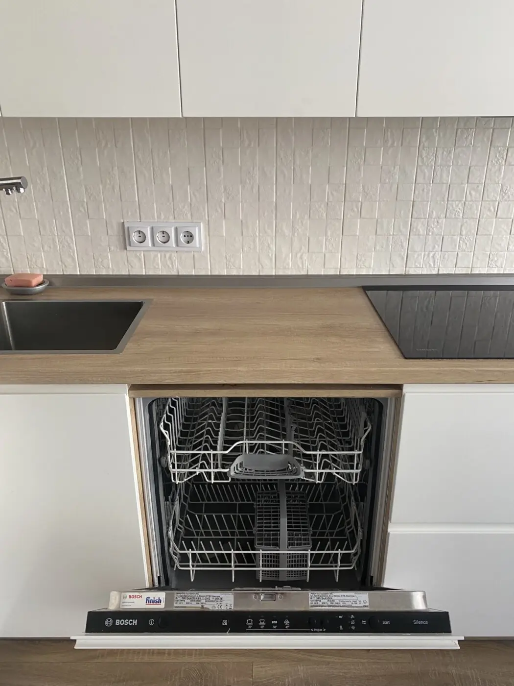 Фото Продаю 3-комнатную квартиру, 88 кв. м, Евгения Сверстюка ул. 6 Киев, цена: 176000 $, код 3514