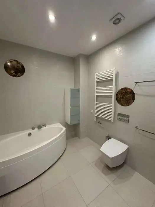 Фото Selling a 1-room apartment, 65 sq.m., Sichovykh Striltsiv Street (Artema Street) 52 Kyiv, price: 197000 $, code 3524