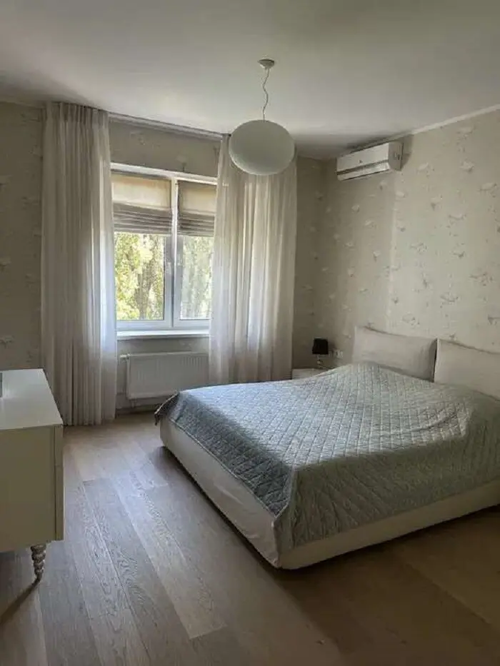 Фото Selling a 1-room apartment, 65 sq.m., Sichovykh Striltsiv Street (Artema Street) 52 Kyiv, price: 197000 $, code 3524