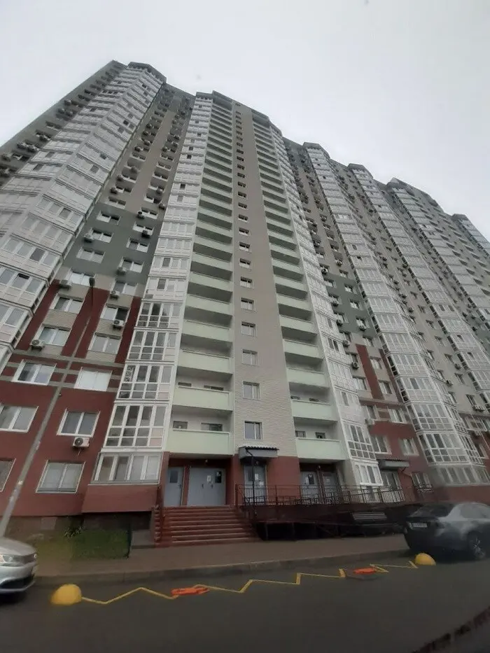 Фото Selling a 1-room apartment, 38 sq.m., Borysa Hmyri Street  Kyiv, price: 50000 $, code 3525