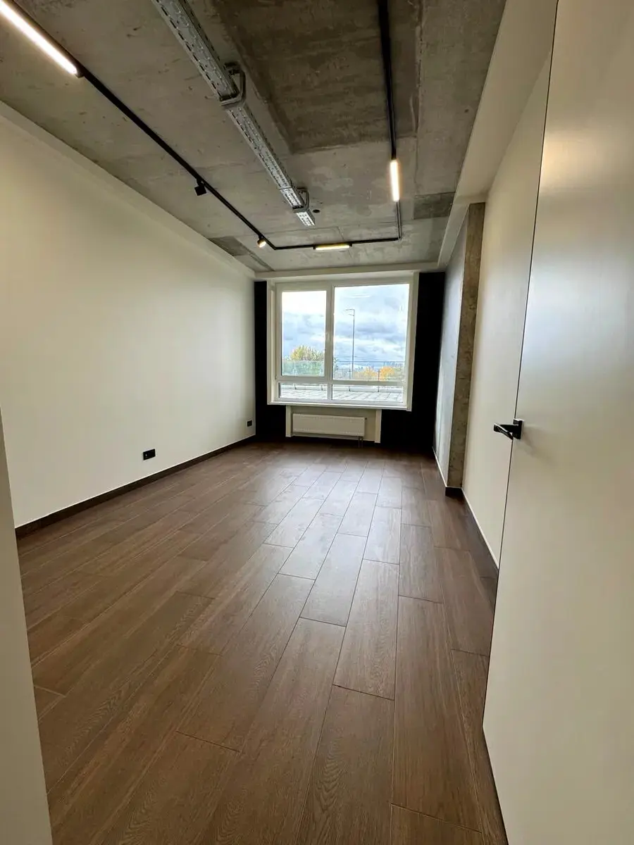 Фото Rent an office, Dniprovska Embarkment  Kyiv for long-term rent, price: 83000 грн, code 3533
