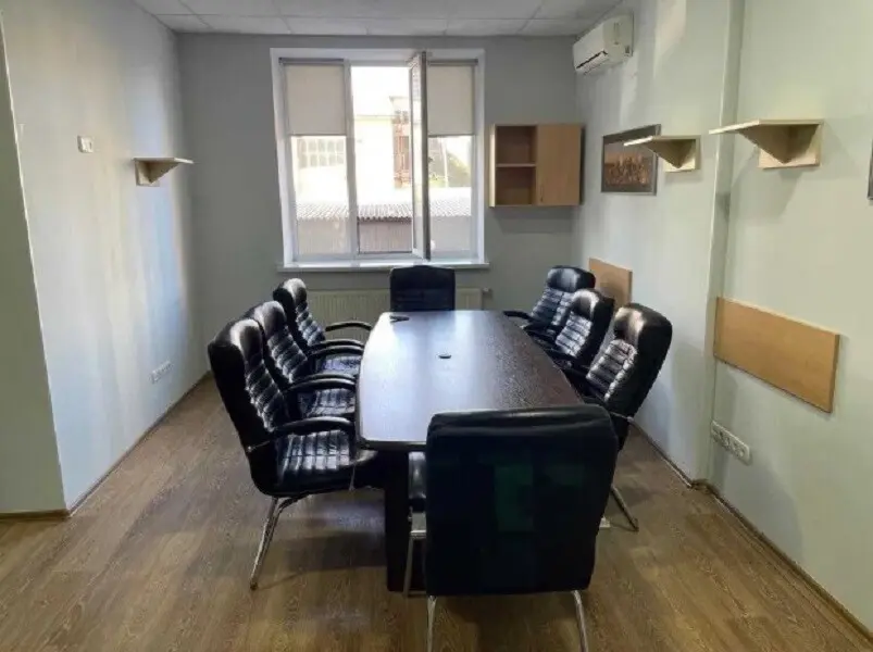 Фото Арендовать офис, Евгения Коновальца ул. (Щорса)  Киев в долгосрочную аренду, цена: 103750 грн, код 3534