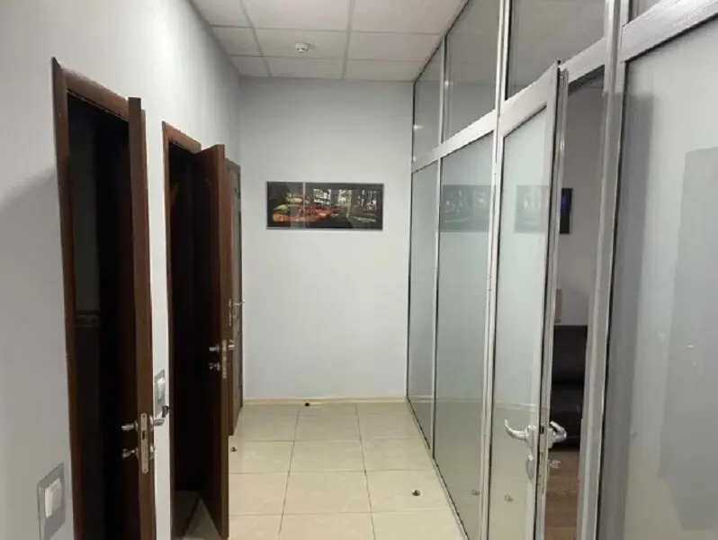 Фото Арендовать офис, Евгения Коновальца ул. (Щорса)  Киев в долгосрочную аренду, цена: 103750 грн, код 3534