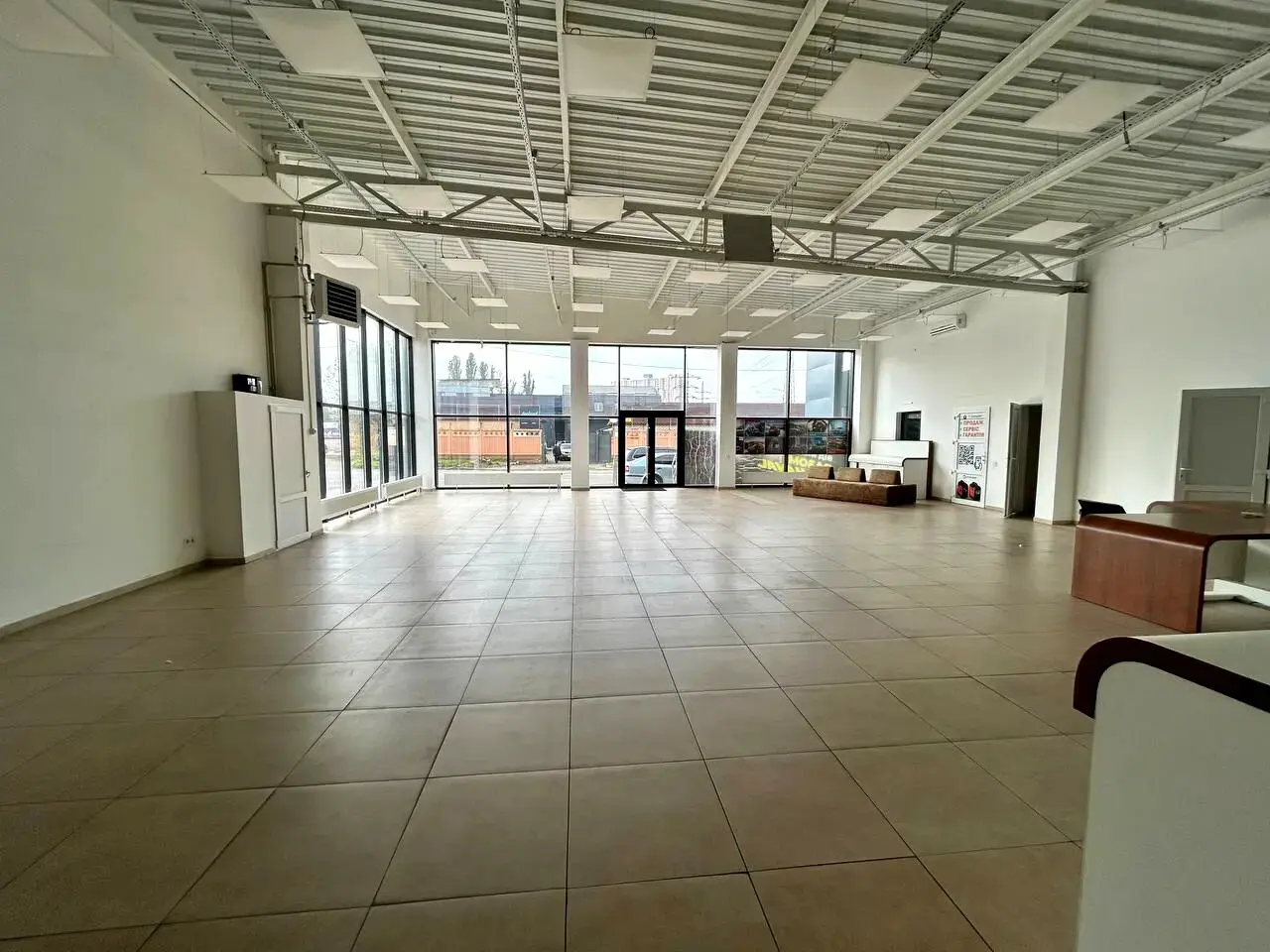 Фото Арендовать офис, Павла Усенко ул. 6 Киев в долгосрочную аренду, цена: 186750 грн, код 3537