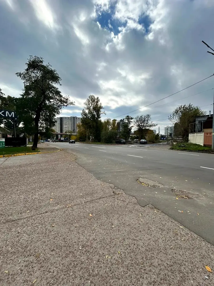 Фото Арендовать офис, Павла Усенко ул. 6 Киев в долгосрочную аренду, цена: 186750 грн, код 3537