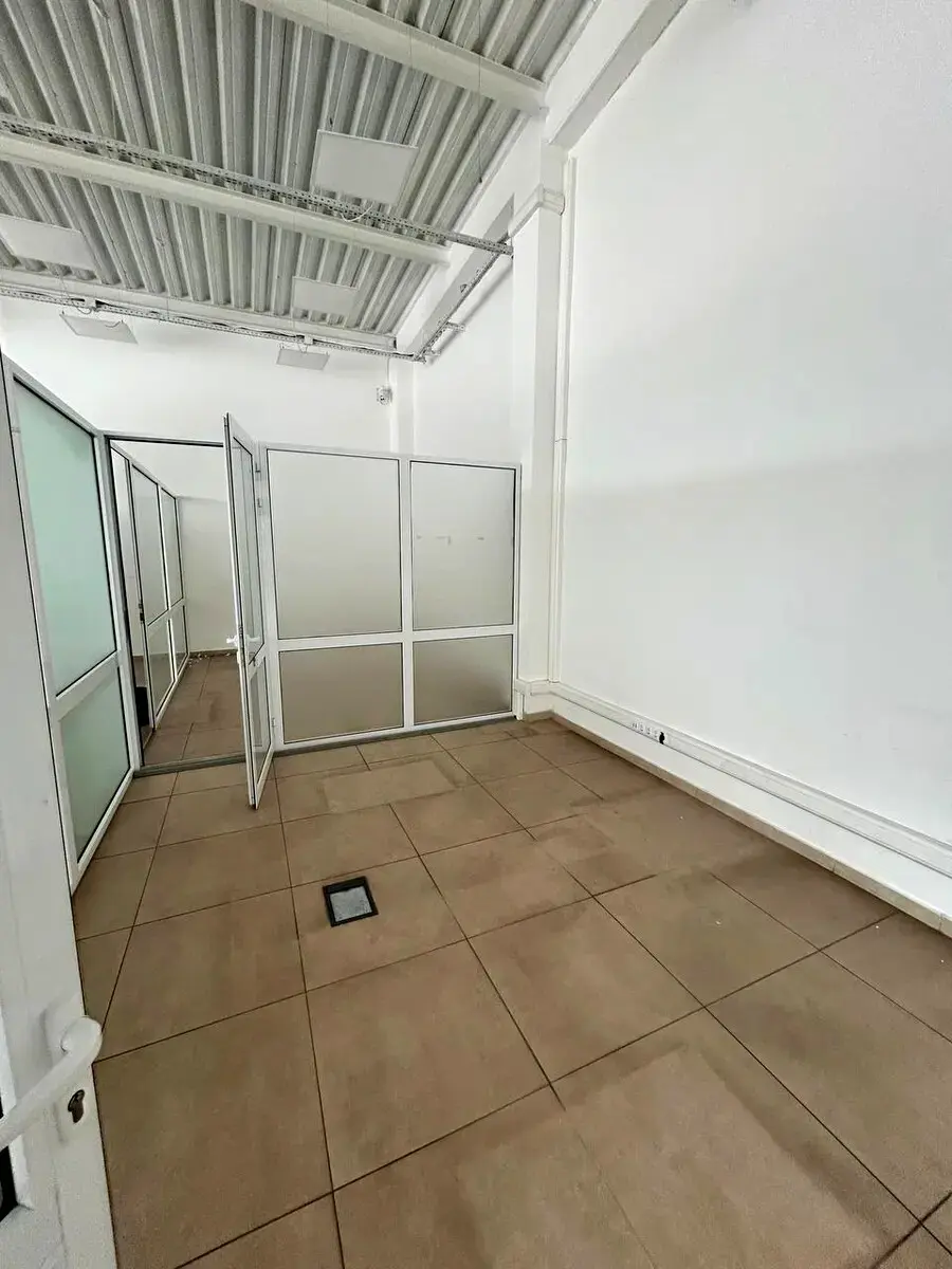 Фото Арендовать офис, Павла Усенко ул. 6 Киев в долгосрочную аренду, цена: 186750 грн, код 3537