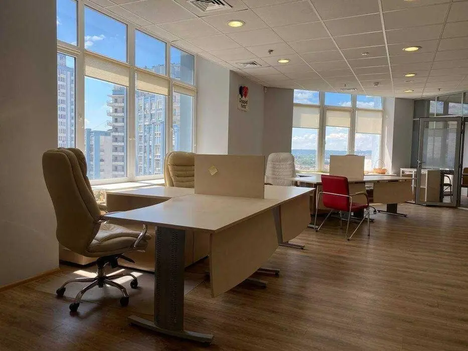 Фото Арендовать офис, Днепровская набережная 26 Киев в долгосрочную аренду, цена: 91300 грн, код 3540