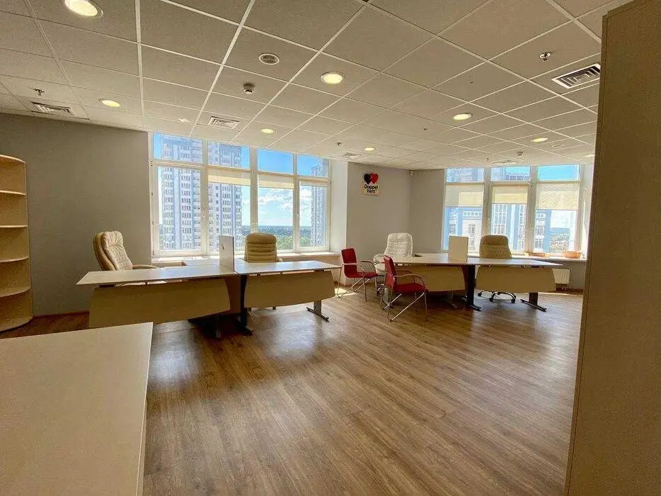 Фото Арендовать офис, Днепровская набережная 26 Киев в долгосрочную аренду, цена: 91300 грн, код 3540