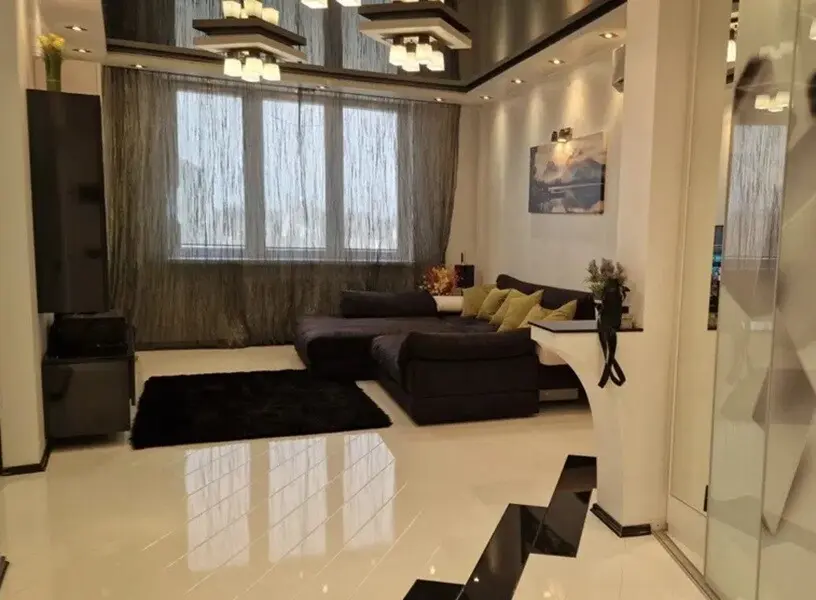 Фото Продаю 1-комнатную квартиру, 55 кв. м, Елены Пчилки ул. 2 Киев, цена: 86000 $, код 3541