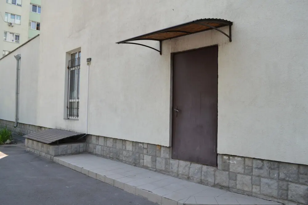 Фото Арендовать офис, Николая Хвылевого ул. 1 Киев в долгосрочную аренду, цена: 110400 грн, код 3544