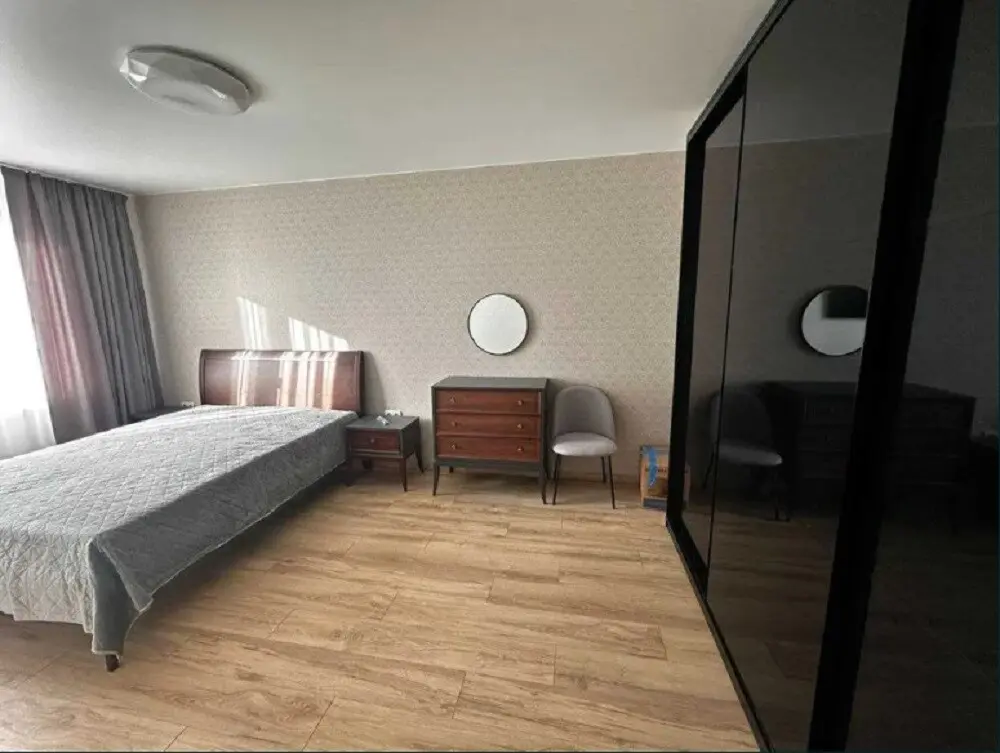 Фото Зняти 2 кімнатну квартиру, Бориса Гмирі вул.  Київ в довгострокову оренду, ціна: 23000 грн, код 3550