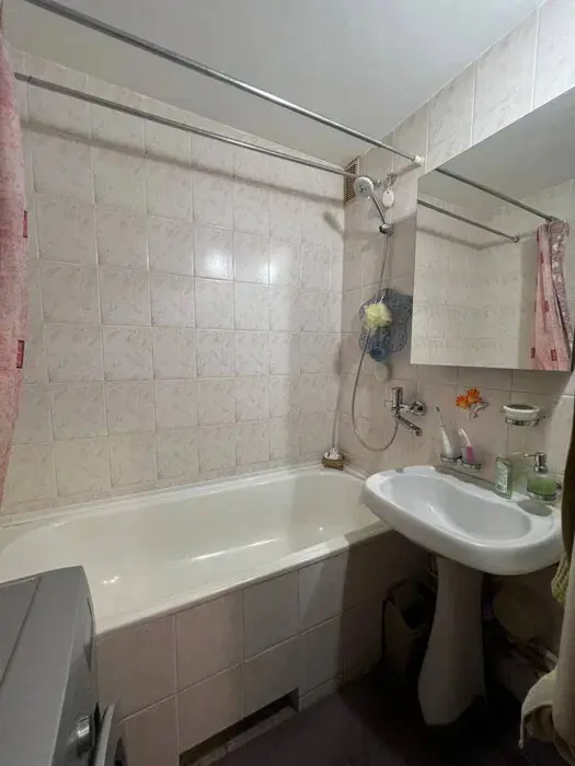 Фото Зняти 2 кімнатну квартиру, Миколи Бажана просп. 28 Київ в довгострокову оренду, ціна: 16000 грн, код 3554