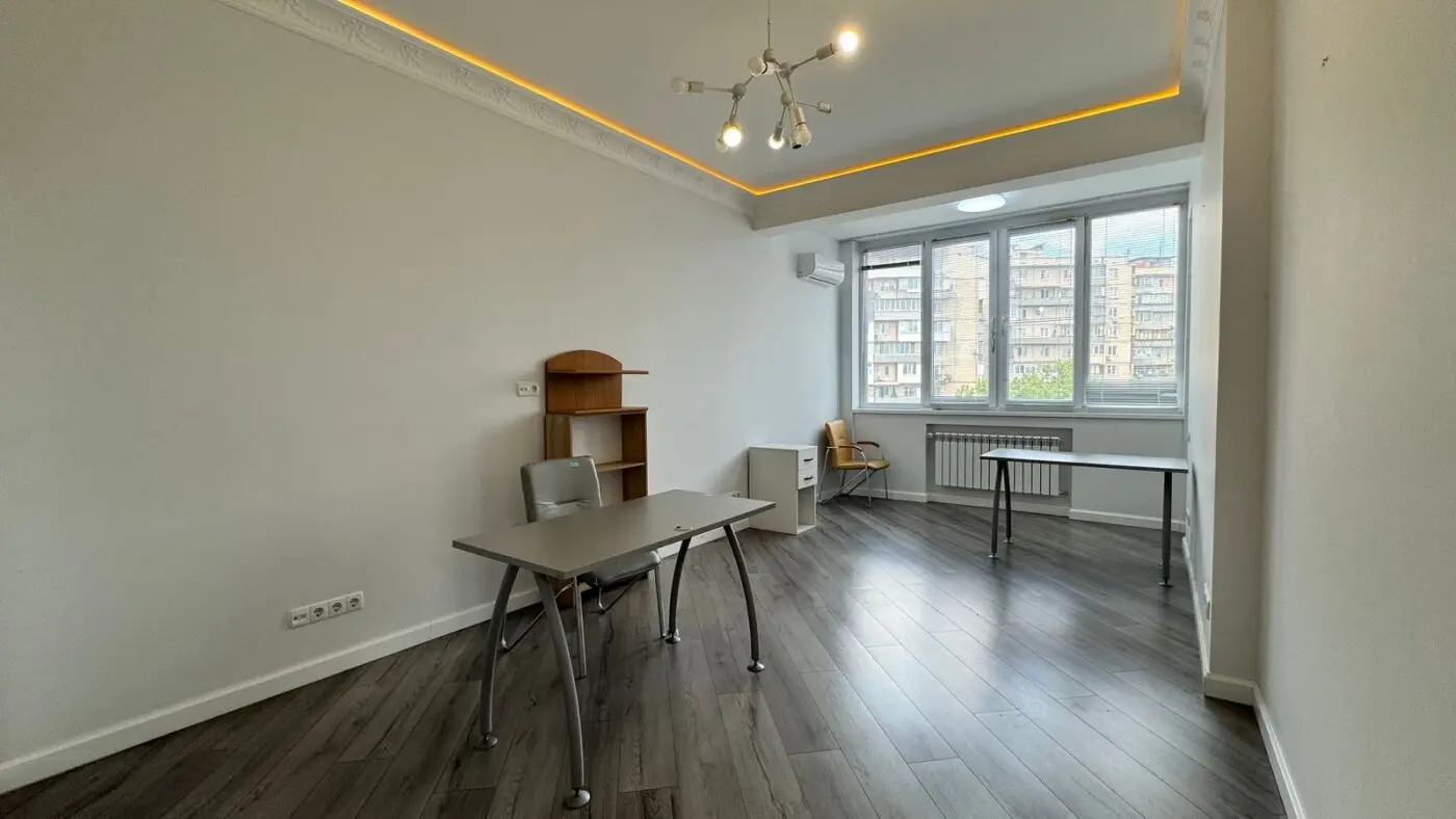 Фото Арендовать офис, Павла Тычины просп. 18 Киев в долгосрочную аренду, цена: 70000 грн, код 3558