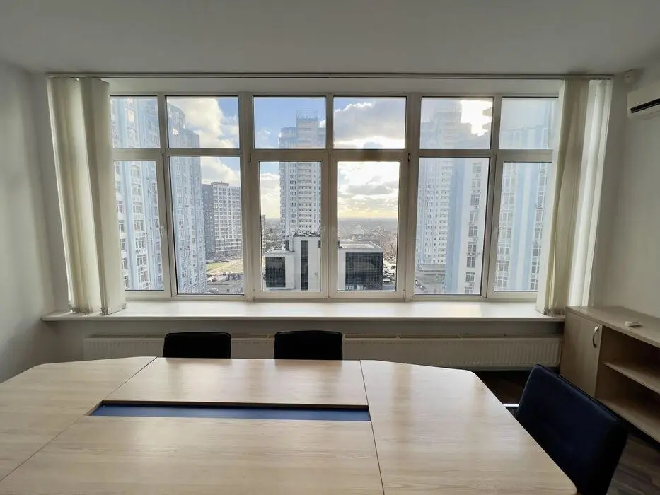 Фото Орендувати офіс, Дніпровська набережна 26 Київ в довгострокову оренду, ціна: 41000 грн, код 3569