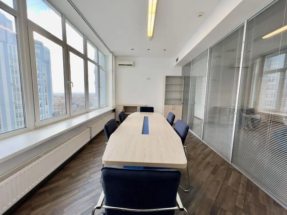 Фото Орендувати офіс, Дніпровська набережна 26 Київ в довгострокову оренду, ціна: 41000 грн, код 3569