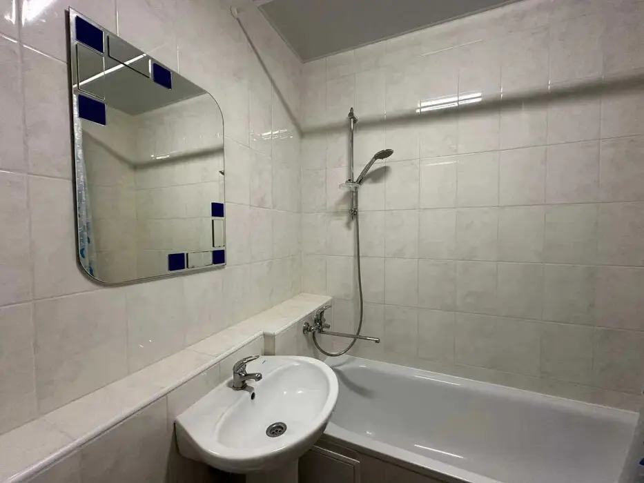 Фото Selling a 1-room apartment, 38 sq.m., Sofii Rusovoi Street 7 Kyiv, price: 77000 $, code 3571