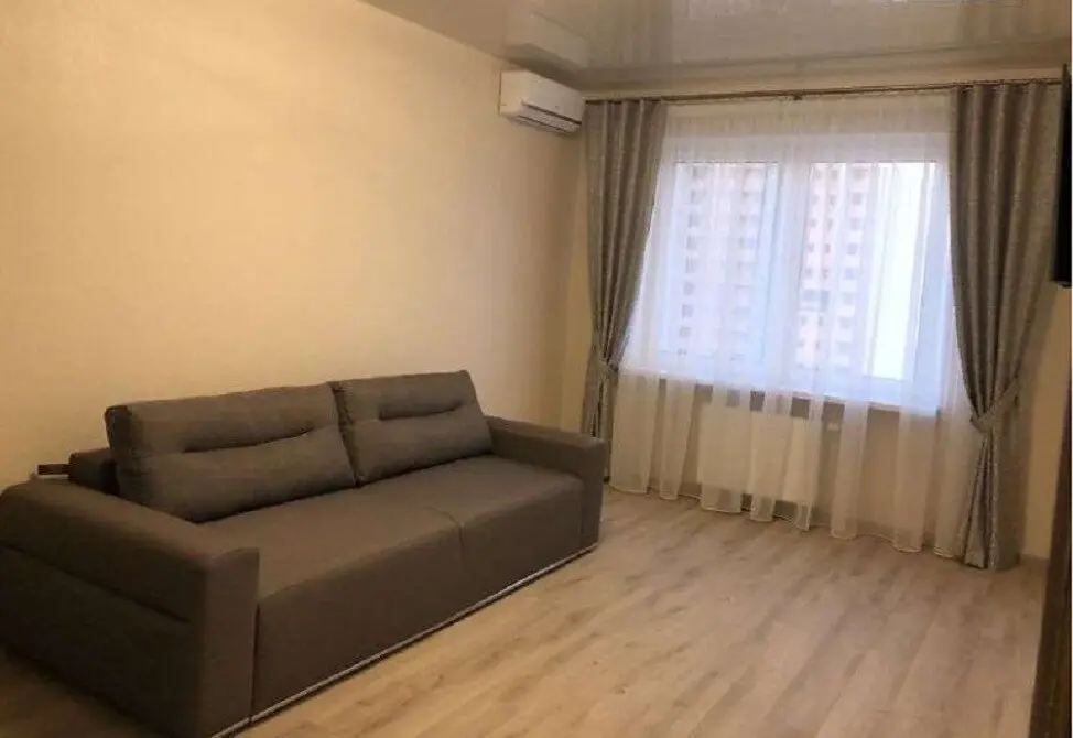 Фото Зняти 2 кімнатну квартиру, Софії Русової вул. 5 Київ в довгострокову оренду, ціна: 26000 грн, код 3574