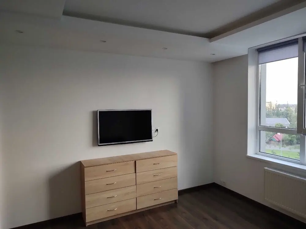 Фото Selling a 1-room apartment, 32 sq.m., Mykoly Bazhana Avenue 17 Kyiv, price: 60000 $, code 3575