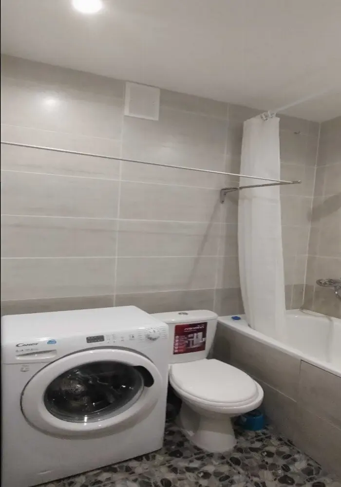 Фото Selling a 1-room apartment, 32 sq.m., Mykoly Bazhana Avenue 17 Kyiv, price: 60000 $, code 3575