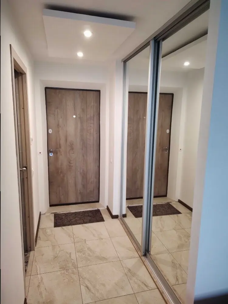 Фото Selling a 1-room apartment, 32 sq.m., Mykoly Bazhana Avenue 17 Kyiv, price: 60000 $, code 3575