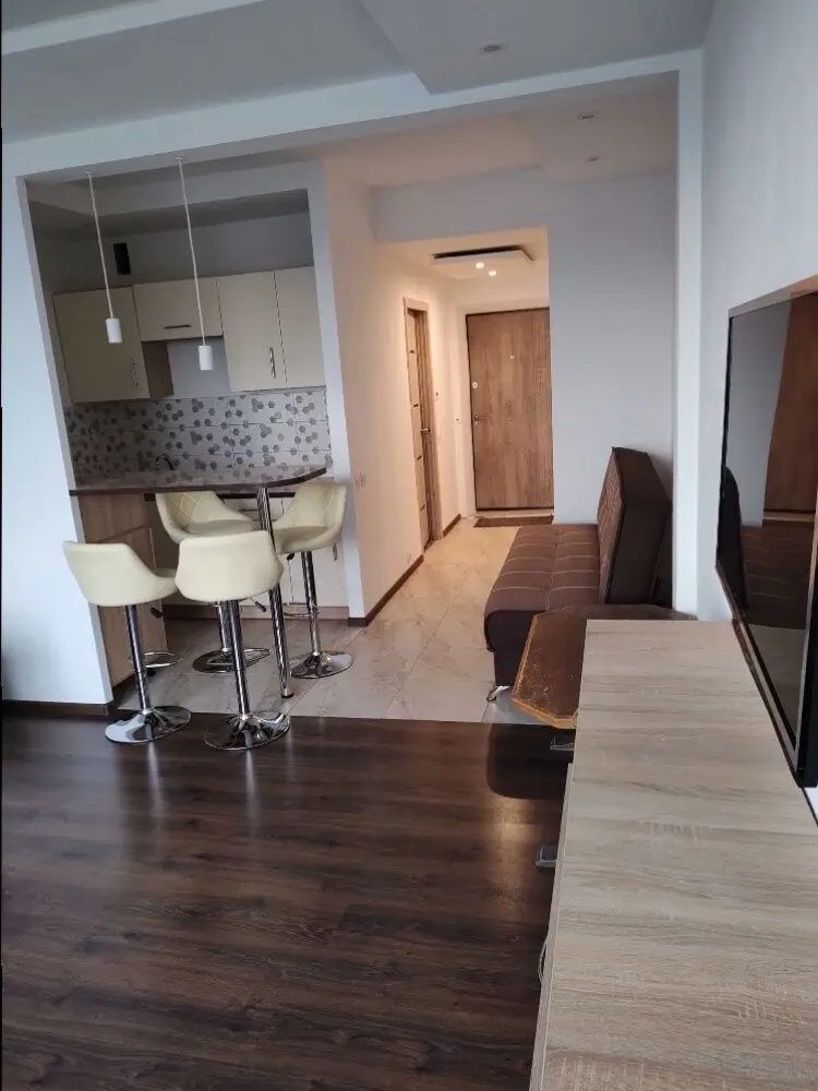 Фото Selling a 1-room apartment, 32 sq.m., Mykoly Bazhana Avenue 17 Kyiv, price: 60000 $, code 3575