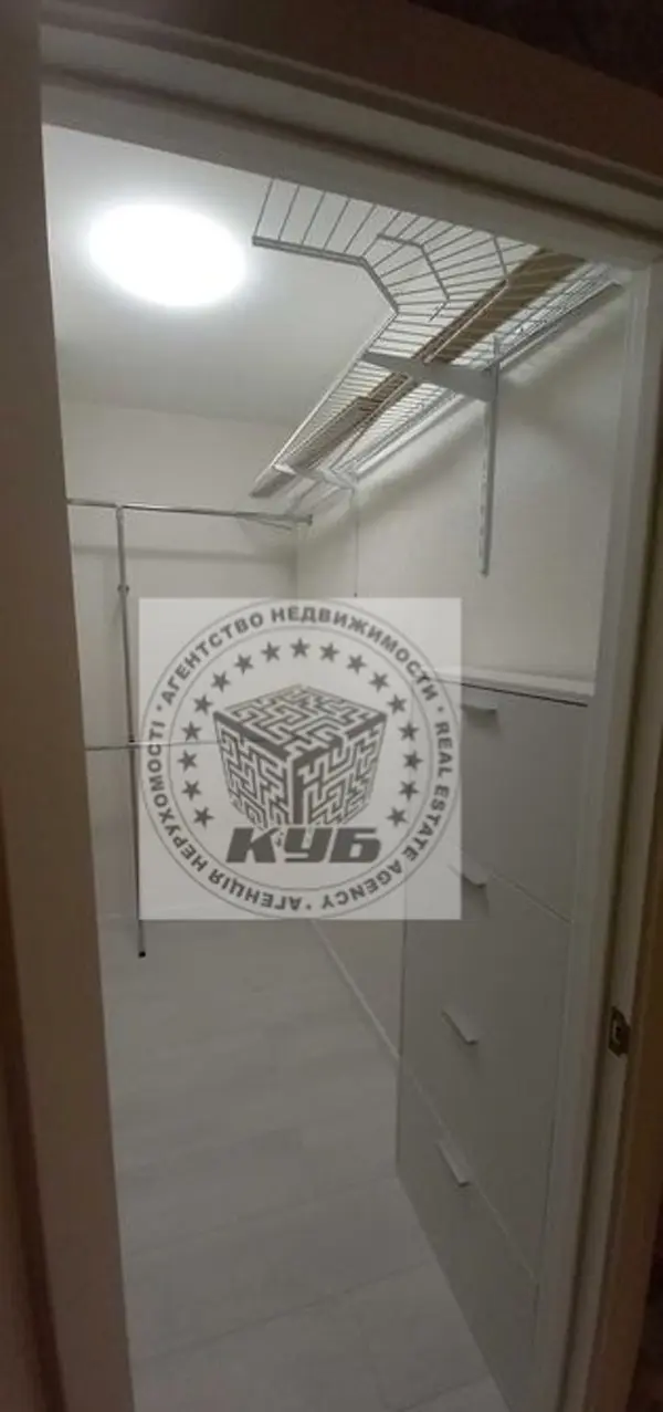 Фото Продаю 2-комнатную квартиру, 55 кв. м, Митрополита Василия Липковского ул. (Урицкого) 37б Киев, цена: 130000 $, код 3580