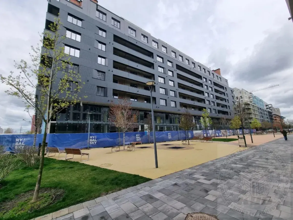 Фото Продаю 1 кімнатну квартиру, 55 кв. м, Набережно-Рибальська дорога  Київ, ціна: 88000 $, код 3581