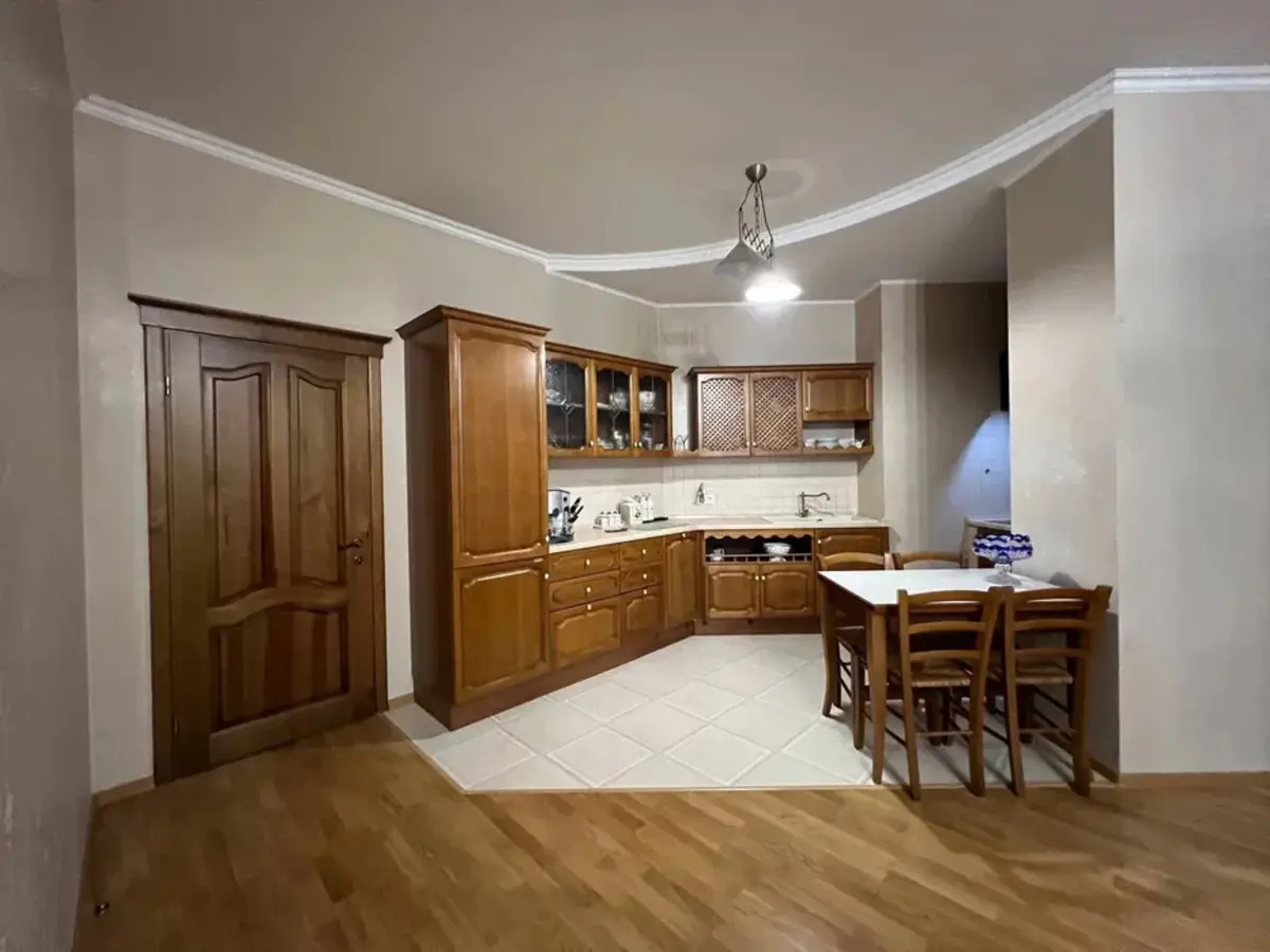 Фото Selling a 3-room apartment, 99 sq.m., Yevhena Konovaltsia Street (Schorsa Street) 44а Kyiv, price: 268000 $, code 3586